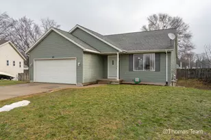 43 Haras Ct SW, Grand Rapids, MI 49548 - Photo 2