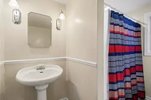 1933 Delaware St, Saginaw, MI 48602 - Photo 10