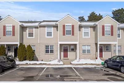 992 Ada Place Drive SE #., Grand Rapids, MI 49546 - Photo 2