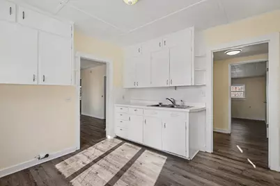 54 S Sheridan Drive, Muskegon, MI 49442 - Photo 6