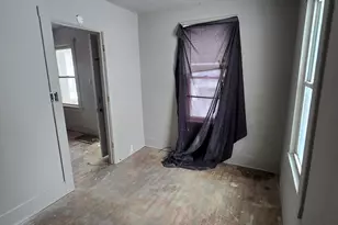 831 La Salle St, Benton Harbor, MI 49022 - Photo 16