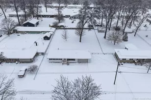 1920 Nielwood Dr, Muskegon, MI 49445 - Photo 36