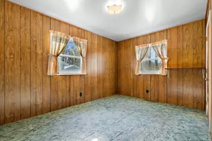 36259 Mill Lake Rd, Gobles, MI 49055 - Photo 8