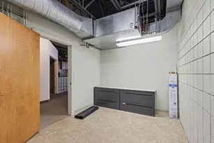 801 Monroe Ave NW, Grand Rapids, MI 49503 - Photo 16