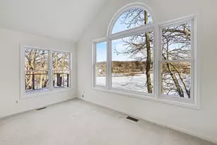 542 Heritage Dr, Ann Arbor, MI 48105 - Photo 10