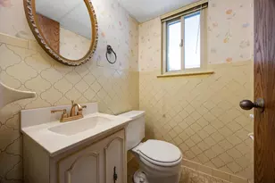 38240 Tottenham Rd, Sterling Heights, MI 48312 - Photo 14