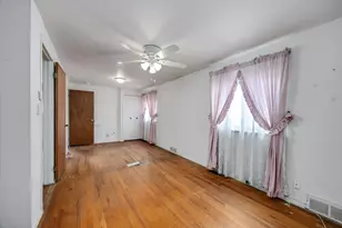 38240 Tottenham Rd, Sterling Heights, MI 48312 - Photo 16