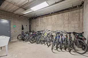 801 Monroe Ave NW, Grand Rapids, MI 49503 - Photo 22