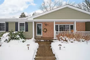 904 Iroquois Trail, Niles, MI 49120 - Photo 2