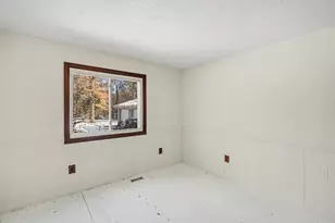 23589 Gates Rd, Howard City, MI 49329 - Photo 10