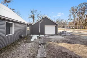 172 W Barton St, Newaygo, MI 49337 - Photo 22