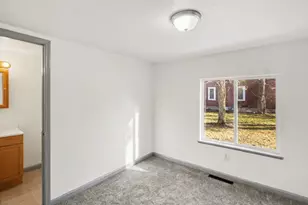 172 W Barton St, Newaygo, MI 49337 - Photo 12