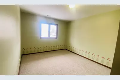 230 S State Street #15, Zeeland, MI 49464 - Photo 12