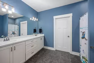 8106 Shenandoah Ln, Howard City, MI 49329 - Photo 14