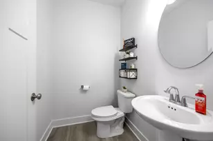 8106 Shenandoah Ln, Howard City, MI 49329 - Photo 12