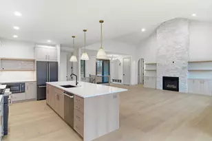 61121 Airpark Ln, Mattawan, MI 49071 - Photo 14