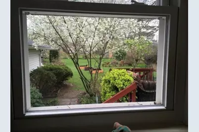 10040 Endicott Street, Belleville, MI 48111 - Photo 2