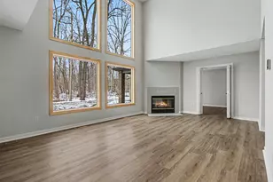 4641 Cottonwood Dr, Ann Arbor, MI 48108 - Photo 10