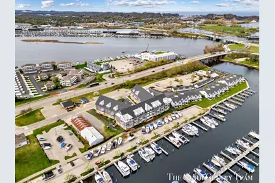 917 W Savidge Street #1, Spring Lake, MI 49456 - Photo 4