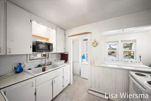 120 Palmer Ave, Colon, MI 49040 - Photo 10