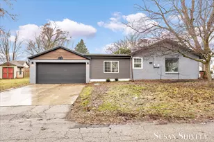 1330 Woodland Ave NW, Grand Rapids, MI 49504 - Photo 2