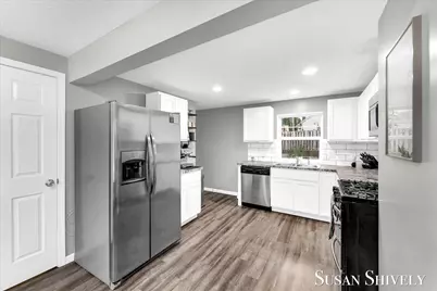 1330 Woodland Avenue NW, Grand Rapids, MI 49504 - Photo 12