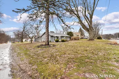 1330 Woodland Avenue NW, Grand Rapids, MI 49504 - Photo 4