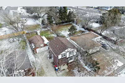 1073 Sweet Street NE, Grand Rapids, MI 49505 - Photo 2