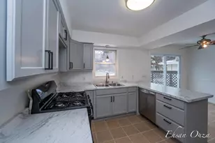 1073 Sweet St NE, Grand Rapids, MI 49505 - Photo 26