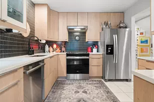 586 Liberty Pointe Dr, Ann Arbor, MI 48103 - Photo 16