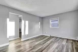 4927 Starr Ave, Lansing, MI 48910 - Photo 8