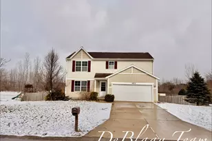 6873 Peninsula Dr NE, Rockford, MI 49341 - Photo 4
