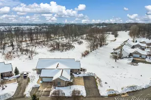 4201 Del Mar Village Dr SW, Grandville, MI 49418 - Photo 42