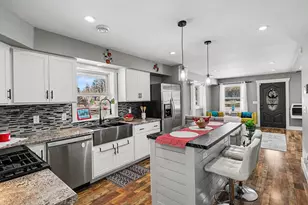 22415 Bedford Rd N, Battle Creek, MI 49017 - Photo 12