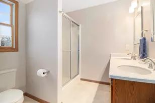 1677 Pond Shore Dr, Ann Arbor, MI 48108 - Photo 20