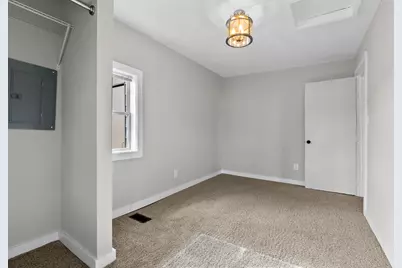 911 Porter Street, Kalamazoo, MI 49007 - Photo 12