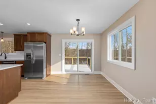 927 Armintrout Ridge Ct, Allegan, MI 49010 - Photo 6