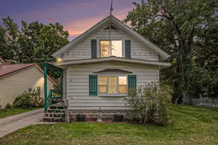 520 E Thorn St, Hastings, MI 49058 - Photo 1