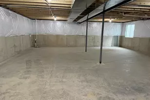 312 Fitch St, Albion, MI 49224 - Photo 18