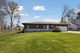 430 Jefferson Dr, Michigan Center, MI 49254 - Photo 2