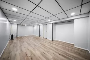 4154 Sand Creek Dr NW, Grand Rapids, MI 49544 - Photo 20