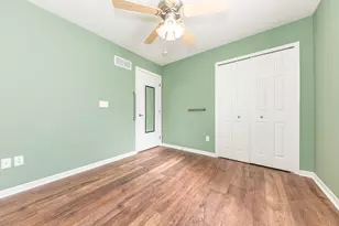2655 Signature Cir, Pinckney, MI 48169 - Photo 32