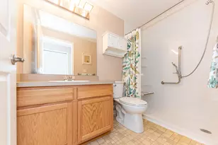 2655 Signature Cir, Pinckney, MI 48169 - Photo 34