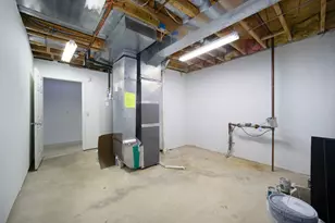 108 Ponds View Dr, Ann Arbor, MI 48103 - Photo 26