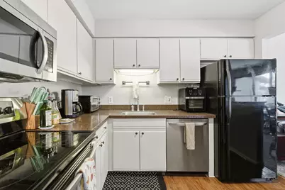 33667 Pondview Circle #151, Livonia, MI 48152 - Photo 10