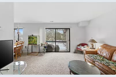 33667 Pondview Circle #151, Livonia, MI 48152 - Photo 6