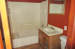 754 Andrus St, Battle Creek, MI 49015 - Photo 6