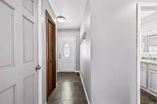 936 S Division St, Whitehall, MI 49461 - Photo 20