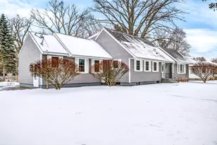 936 S Division St, Whitehall, MI 49461 - Photo 2