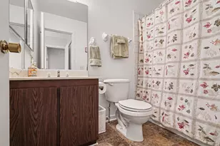 156 Carberry Hill Ct, Kalamazoo, MI 49006 - Photo 18